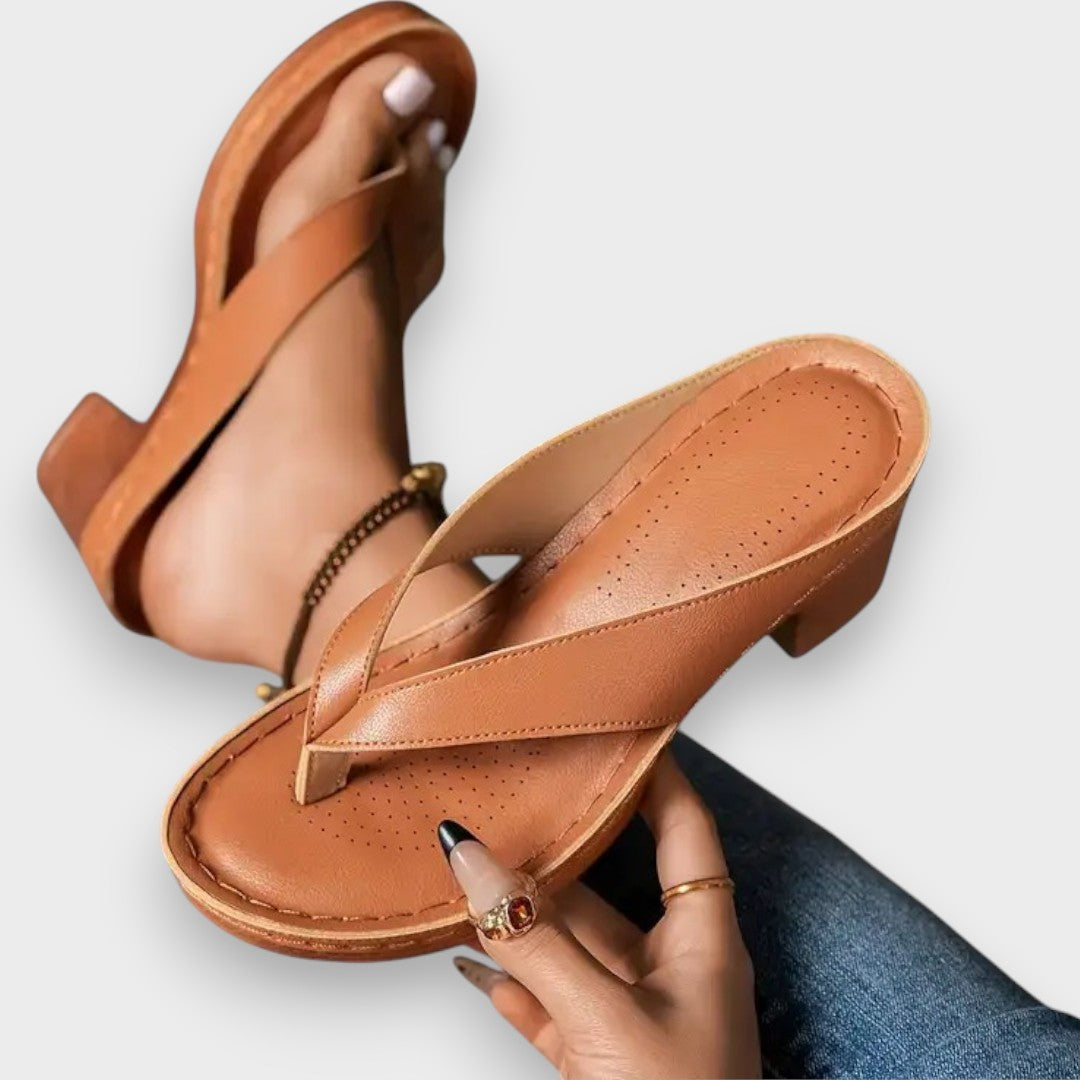 Rodica – Elegantiški mules su kulnu