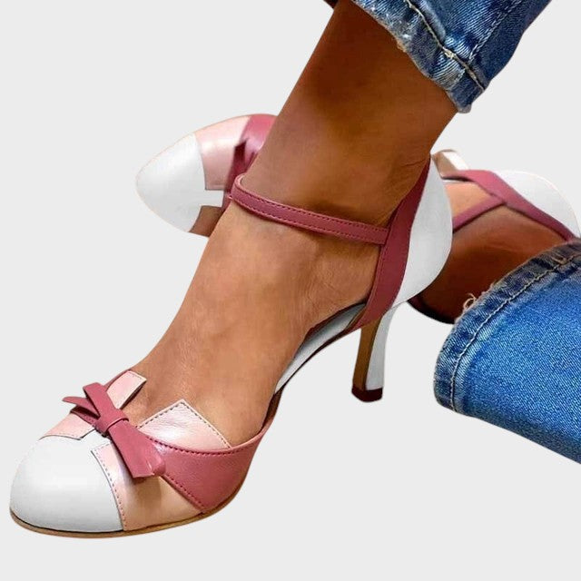 Aura – Elegantiški Bateliai su Retro Akcentu
